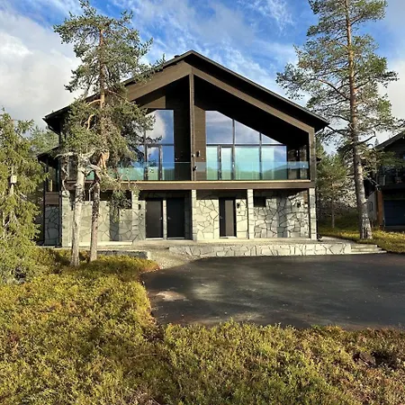 Secret Chalet Levi